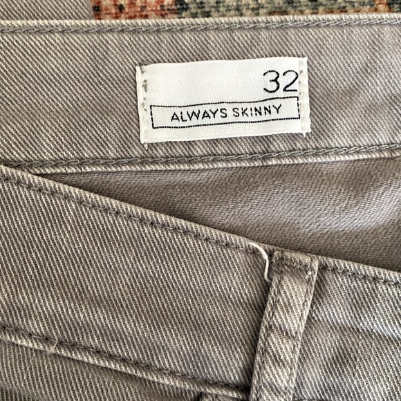 ✨Gap Always Skinny Gray Jeans - Size 32 - Picture 8 of 9